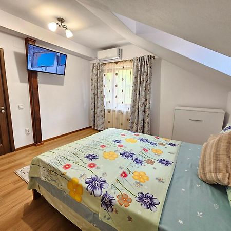 Casa Hera Călimăneşti المظهر الخارجي الصورة