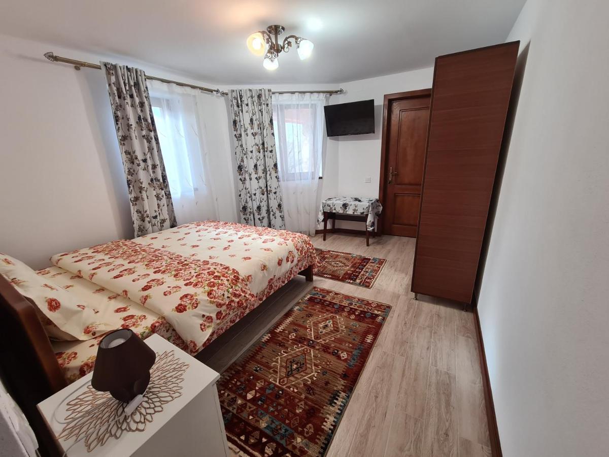Casa Hera Călimăneşti المظهر الخارجي الصورة