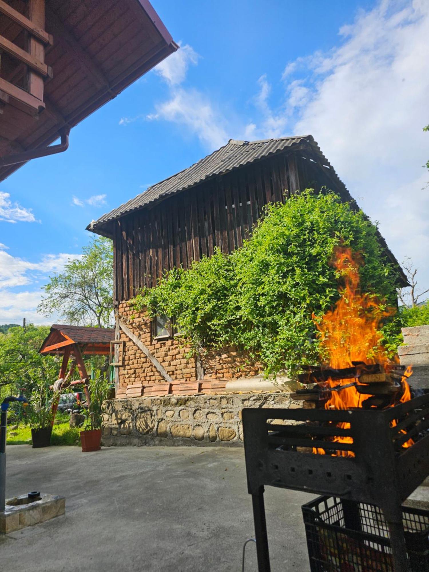 Casa Hera Călimăneşti المظهر الخارجي الصورة