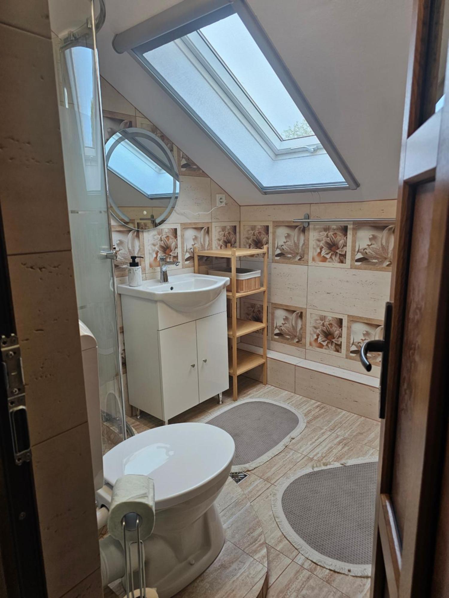Casa Hera Călimăneşti المظهر الخارجي الصورة