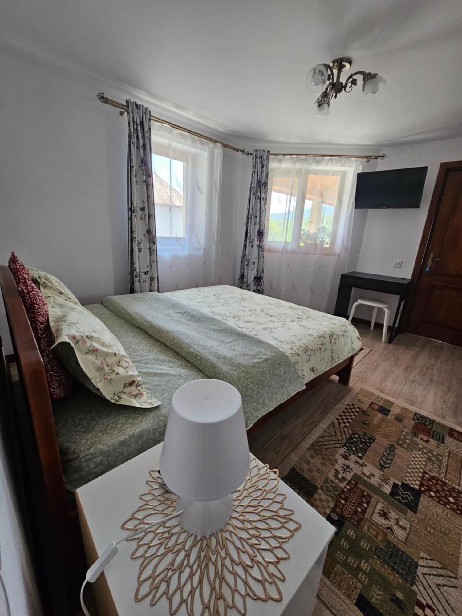 Casa Hera Călimăneşti المظهر الخارجي الصورة